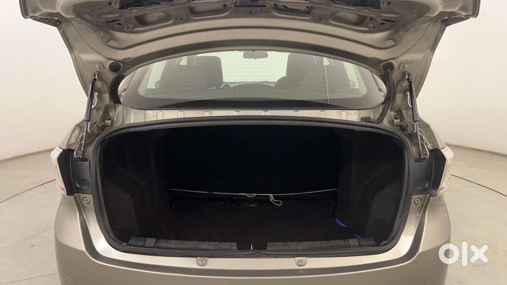 Tata Tigor Xz, 2018, Petrol