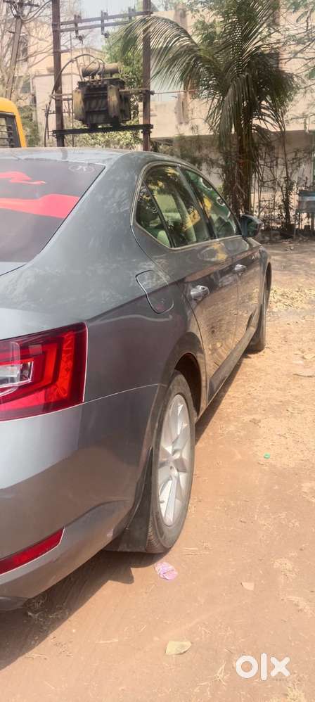 Skoda Superb L&k 2.0 Tdi At, 2017, Diesel