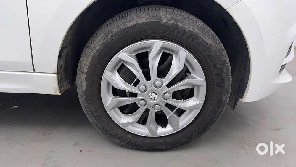 Tata Tiago 1.2 Revotron Xt Option, 2025, Petrol