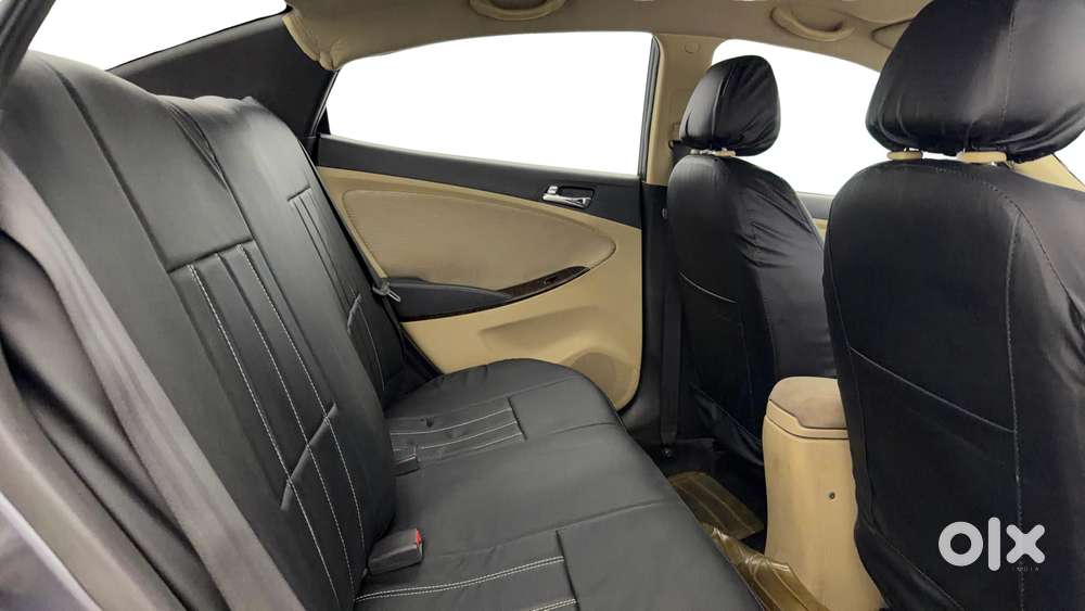Hyundai Verna Fluidic 1.6 Vtvt Sx, 2014, Petrol