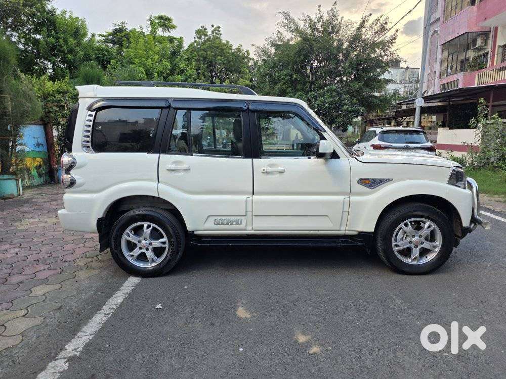 Mahindra Scorpio S10 7 Seater, 2017, Diesel