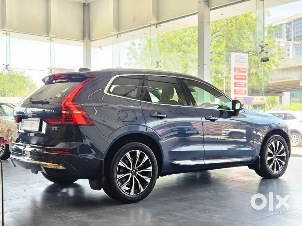 Volvo Xc60 D5 Inscription, 2024, Petrol