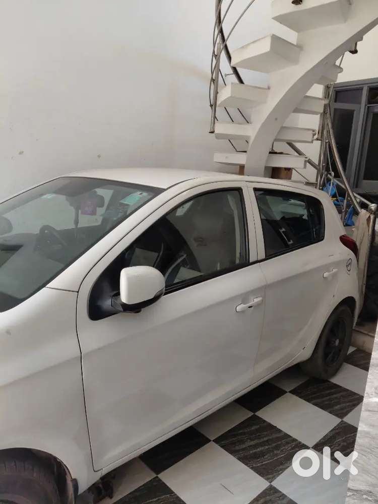 I20 Sportz Top Model In Very Good Condition