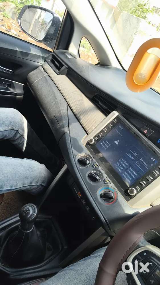 Toyota Innova Crysta 2023