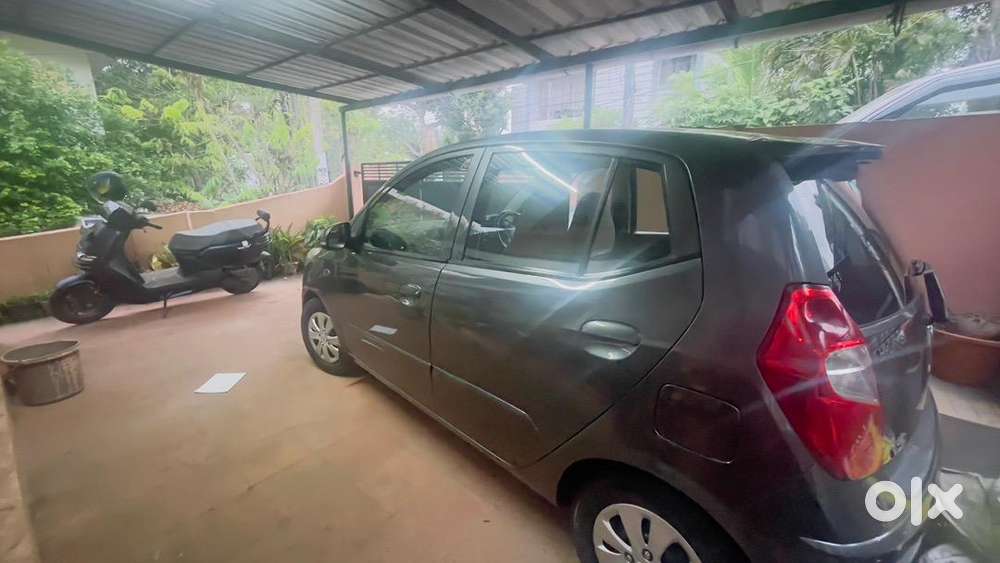 Hyundai I10 2011 Petrol 56800 Km Driven