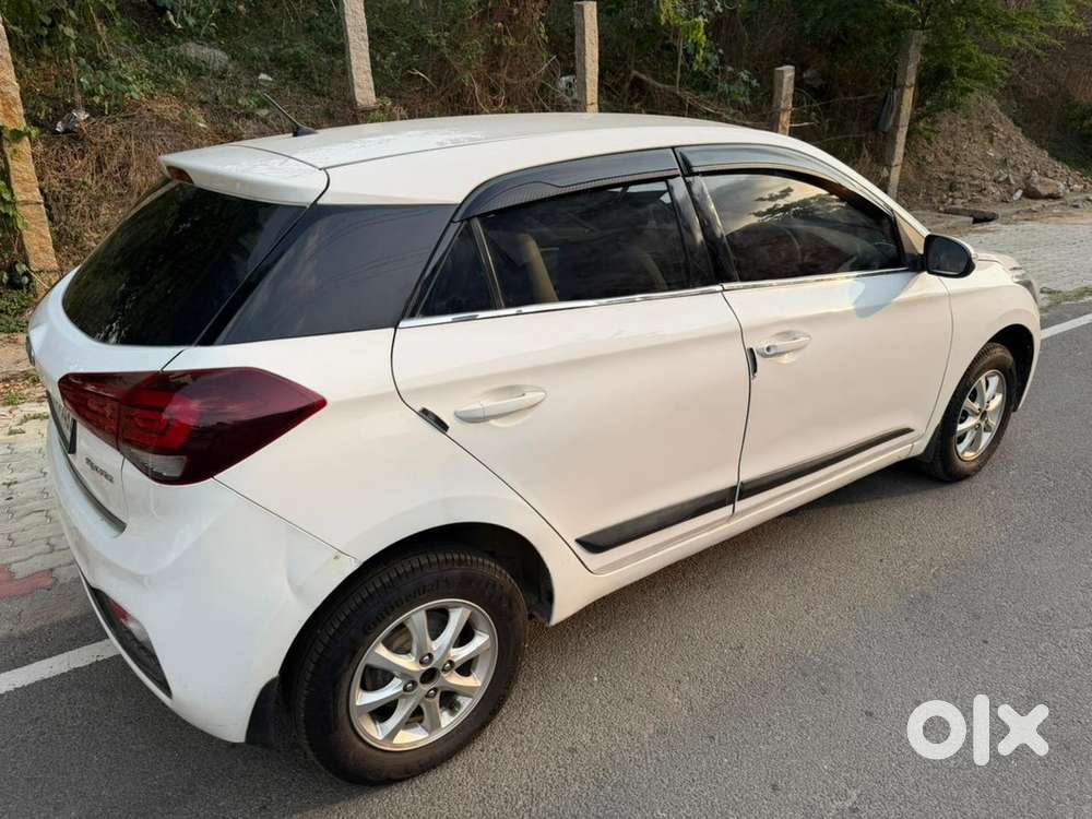  Hyundai Elite I20 Sportz  2018  Petrol  Second Owner