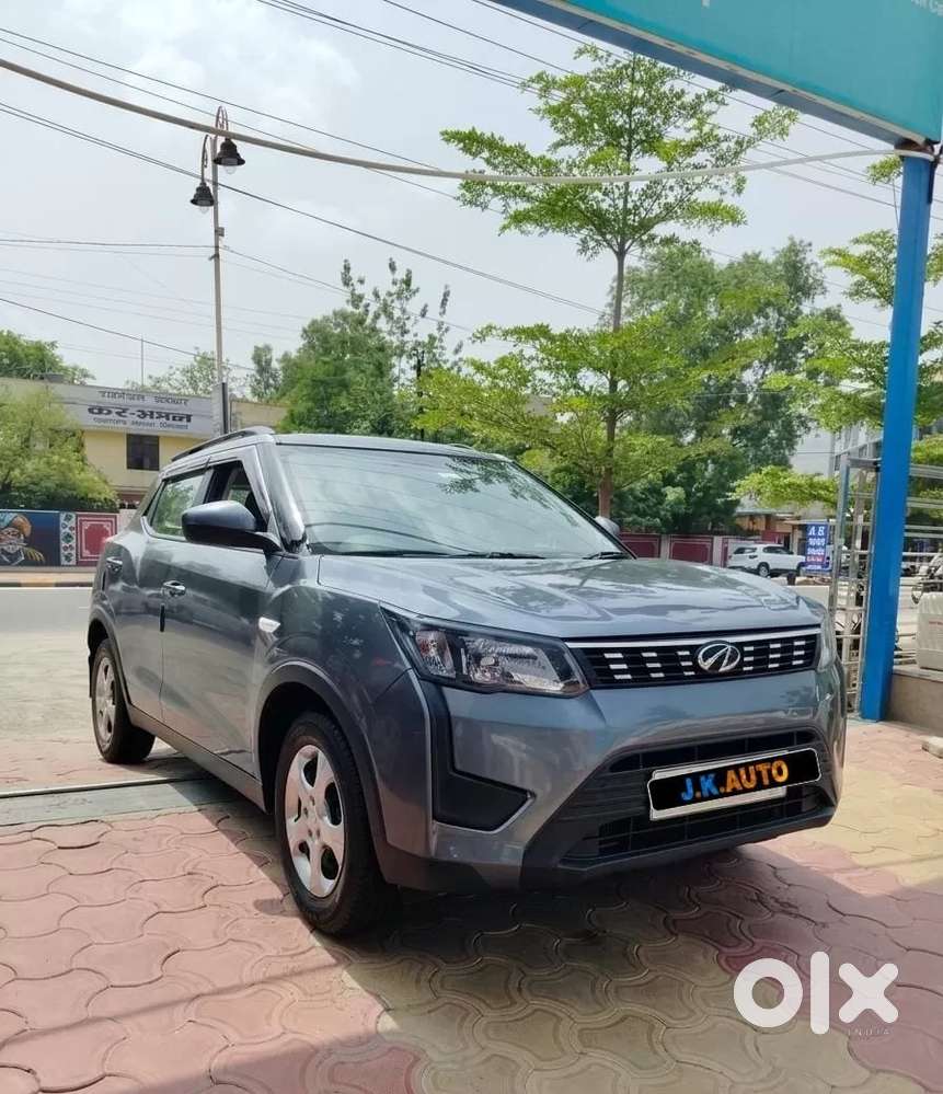 Mahindra Xuv300 W6, 2022, Petrol