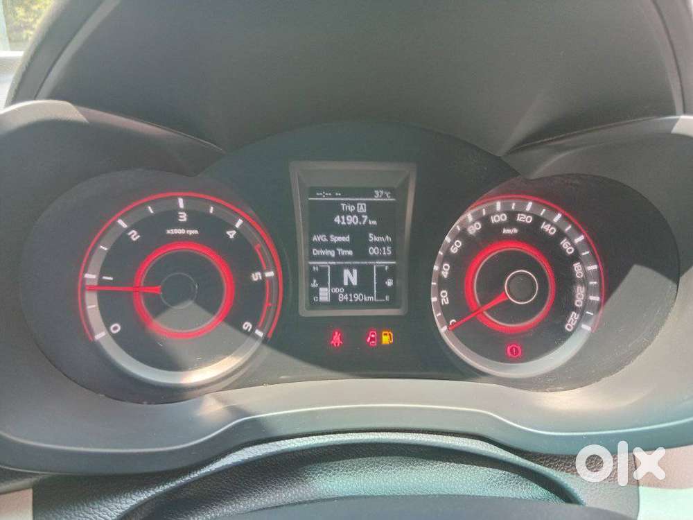 Mahindra Xuv300 W8 (o) 1.5 Diesel Amt Dual Tone, 2020, Diesel