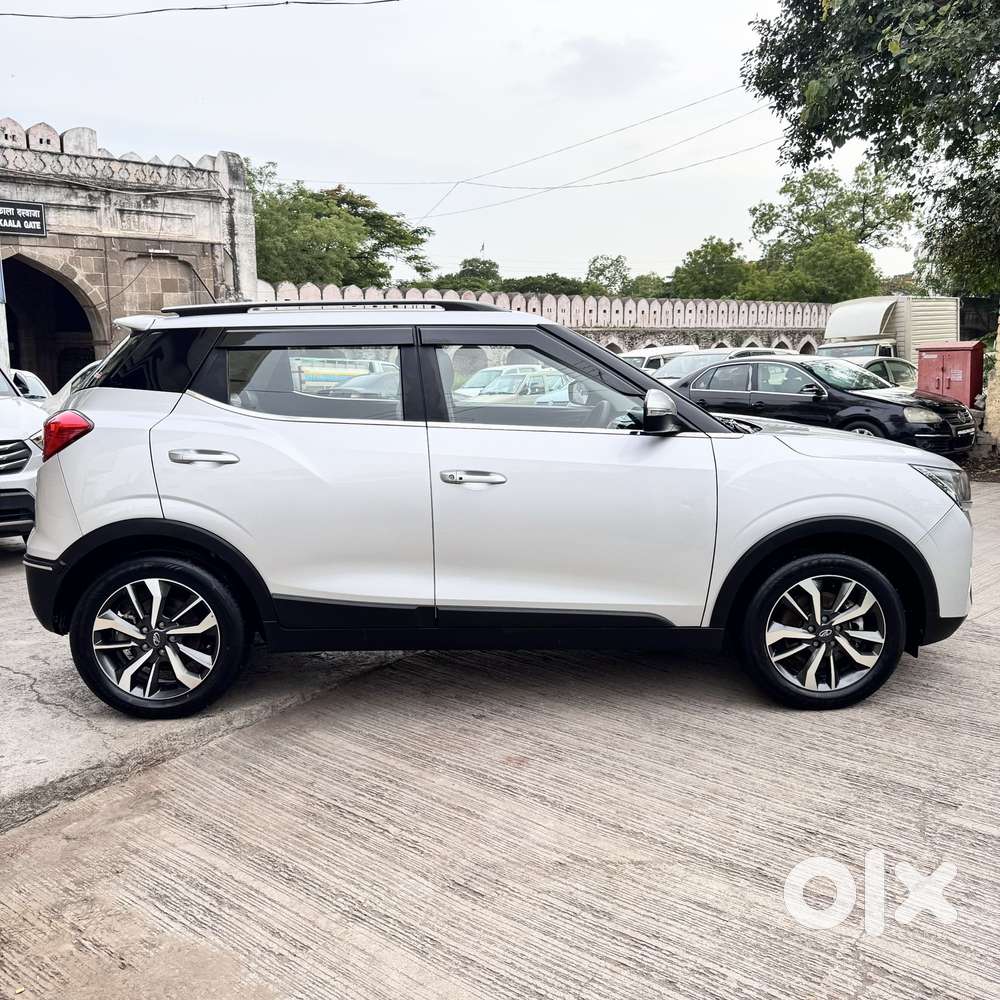 Mahindra Xuv300 W8 Option Dual Tone Diesel, 2019, Diesel