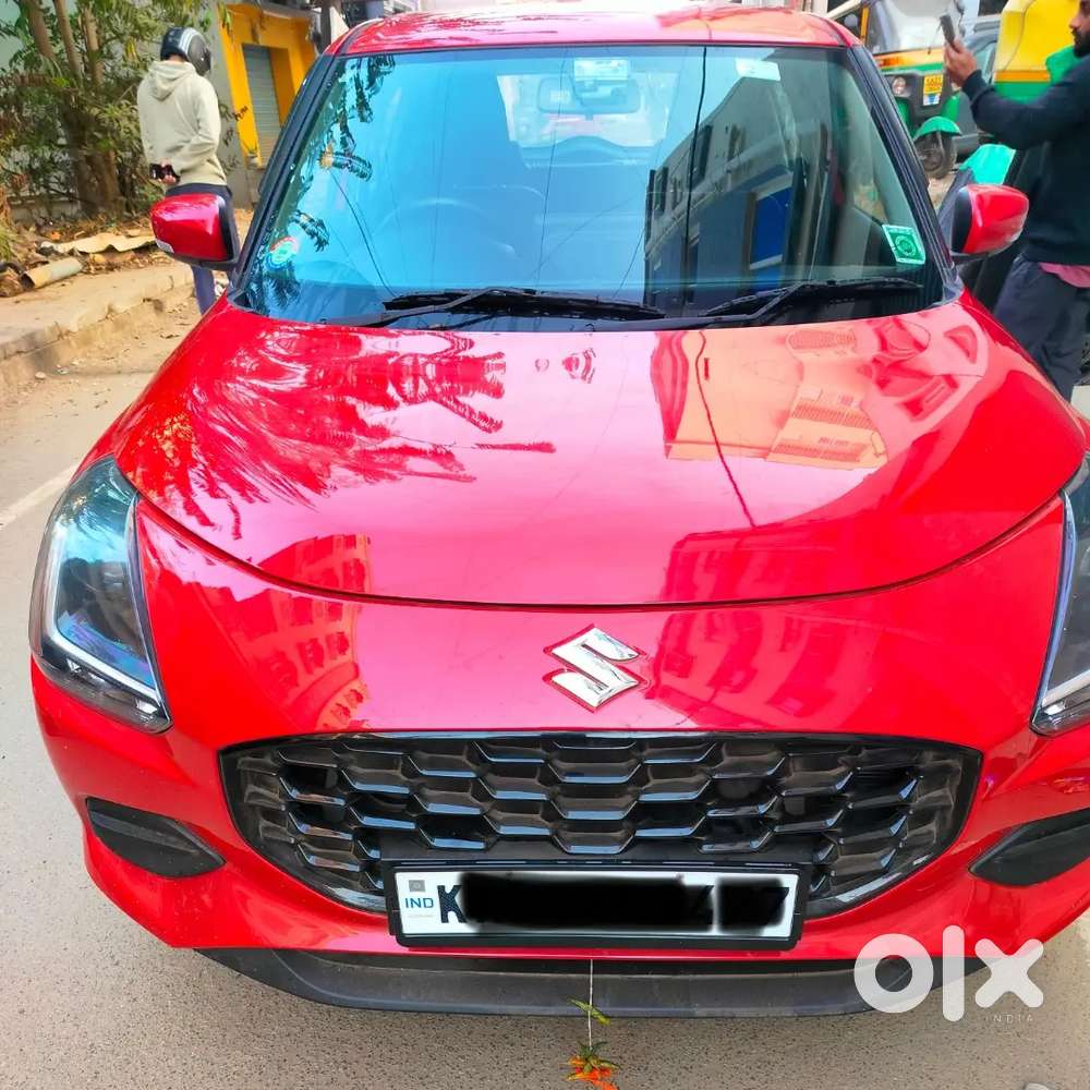 Maruti Suzuki New-gen Swift 2025 December Petrol 22000 Km Driven
