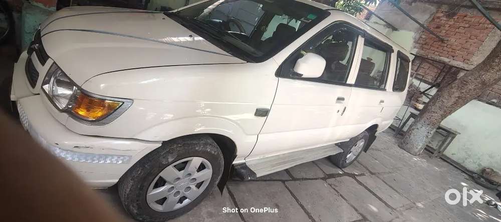 Chevrolet Tavera Neo 2017 Diesel 108957 Km Driven