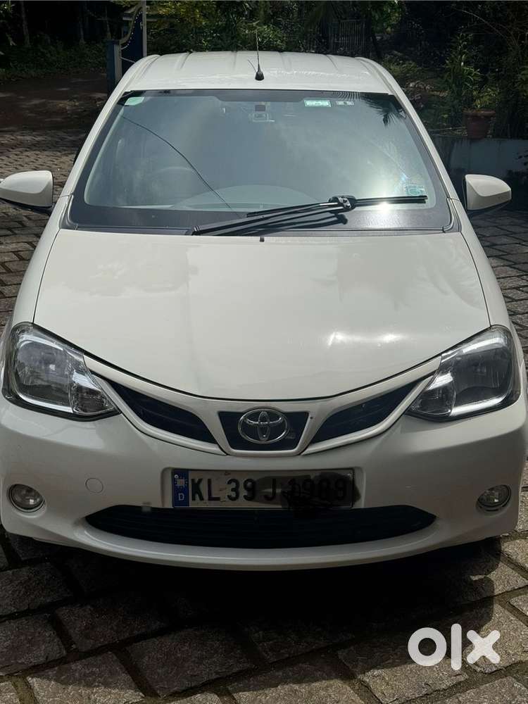 Toyota Etios Liva 2015
