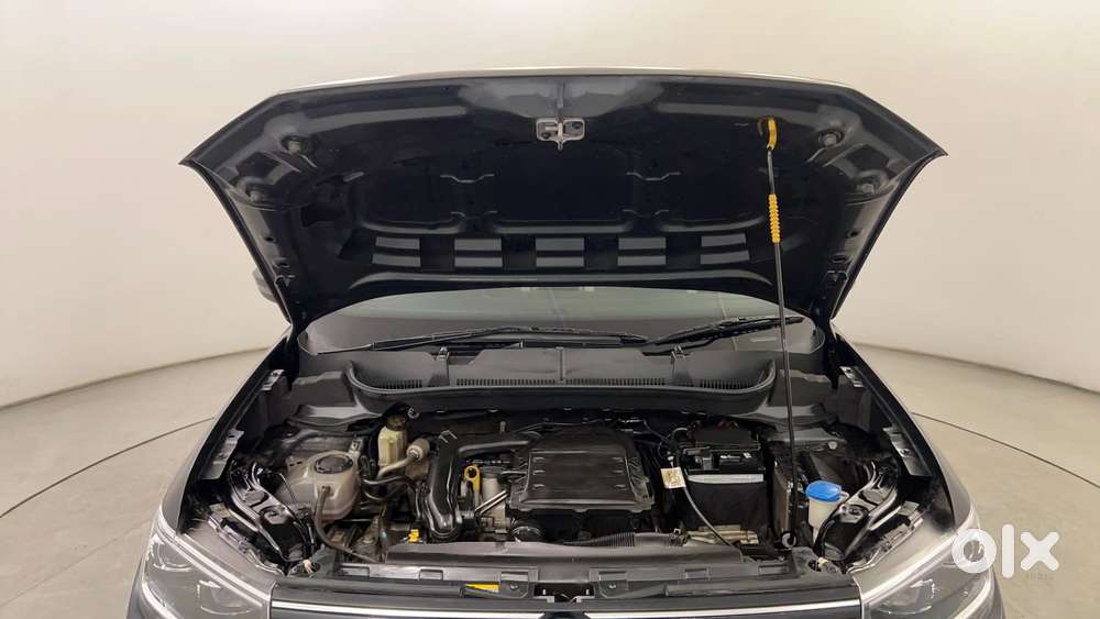 Volkswagen Taigun Topline 1.0 Tsi At (electric Seats), 2022, Petrol