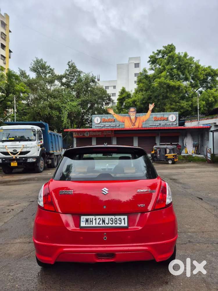 Maruti Suzuki Swift 1.2 Vxi Glory Edition, 2016, Petrol
