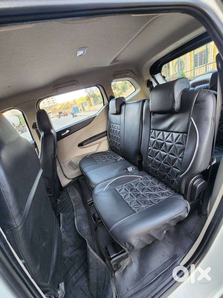 Renault Triber Rxz, 2024, Petrol