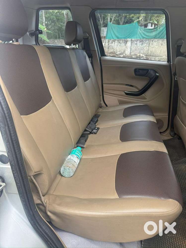 Mahindra Tuv 300 2016 Diesel Well Maintained