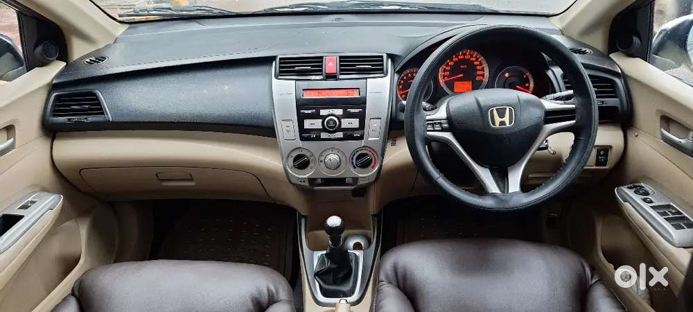 Pure Petrol Honda City V Top Model