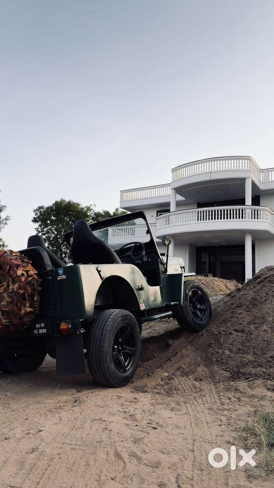 Vintage Jeep Kaiser 1970 Diesel