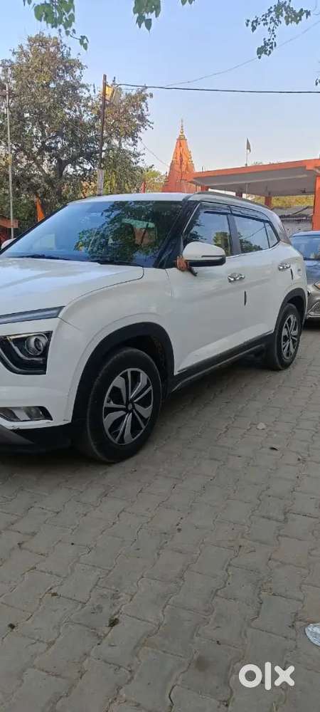 Gadi New Condition Mein Hai