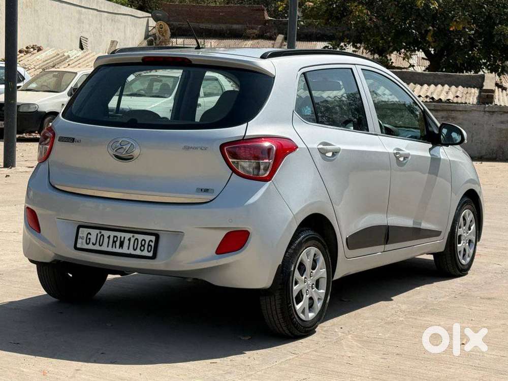Hyundai Grand I10 Sportz 1.2 Kappa Vtvt, 2016, Petrol