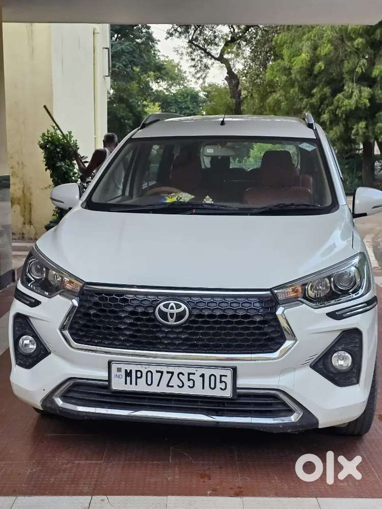 Toyota Rumion 2024 Cng & Hybrids 35000 Km Driven
