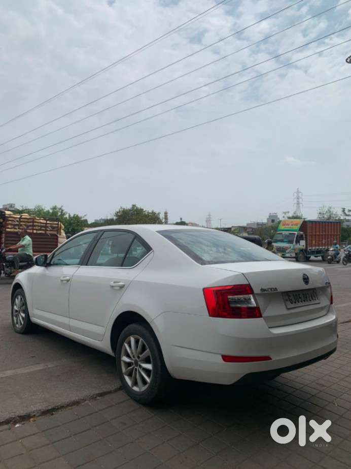 Skoda Octavia 1.9 Elegance Tdi, 2014, Diesel