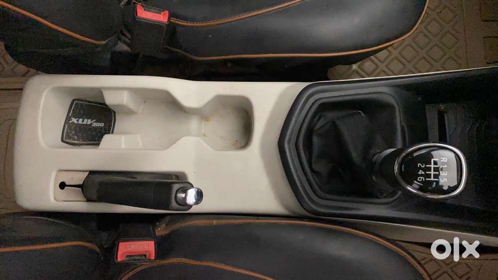 Mahindra Xuv300 W8 Diesel, 2022, Diesel