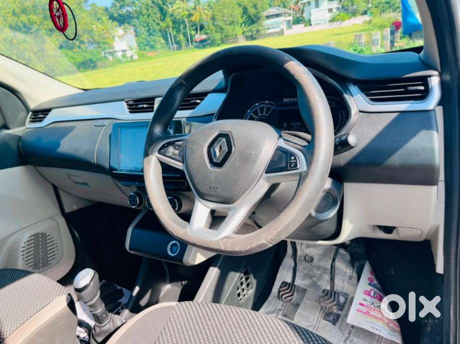 Renault Triber Rxz, 2021, Petrol