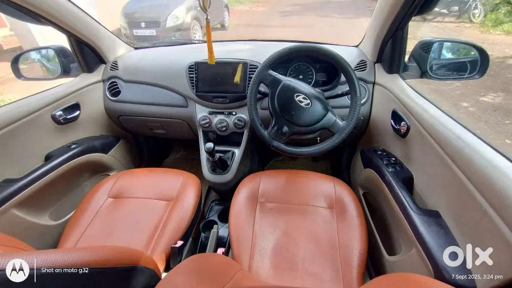 Hyundai I10 Sportz 2012 Touch Screen Reverse Camera Leather Seats