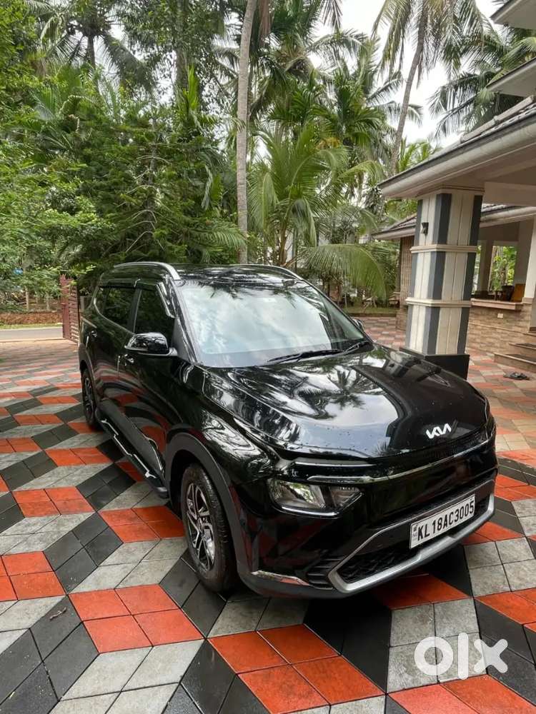 Kia Carens 2022 Petrol Well Maintained