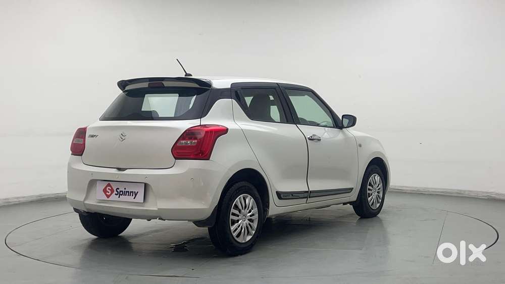 Maruti Suzuki Swift 1.3 Lxi, 2022, Petrol