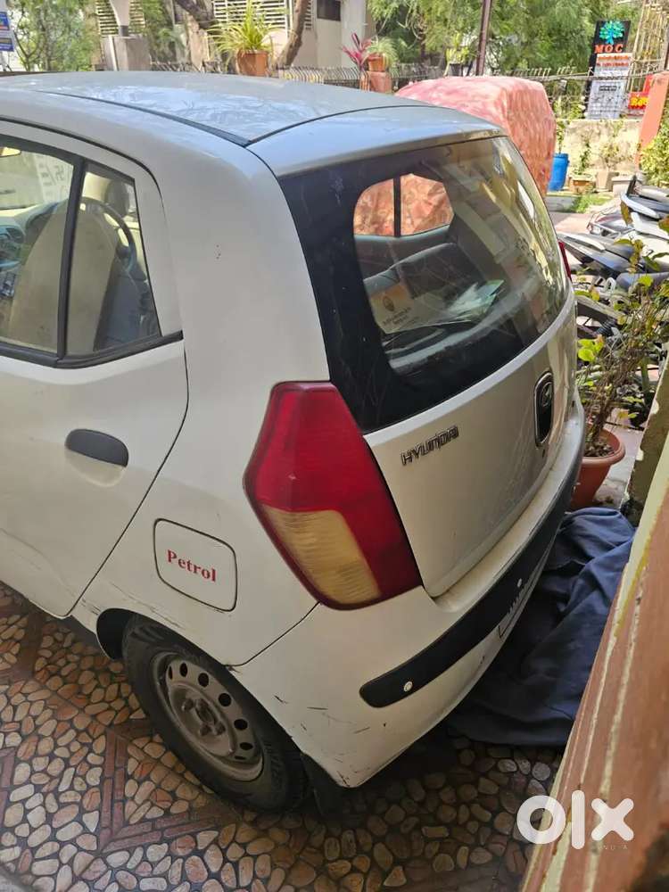 Hyundai I10 2009 Petrol With Cng Fitted,well Maintained,white Colour