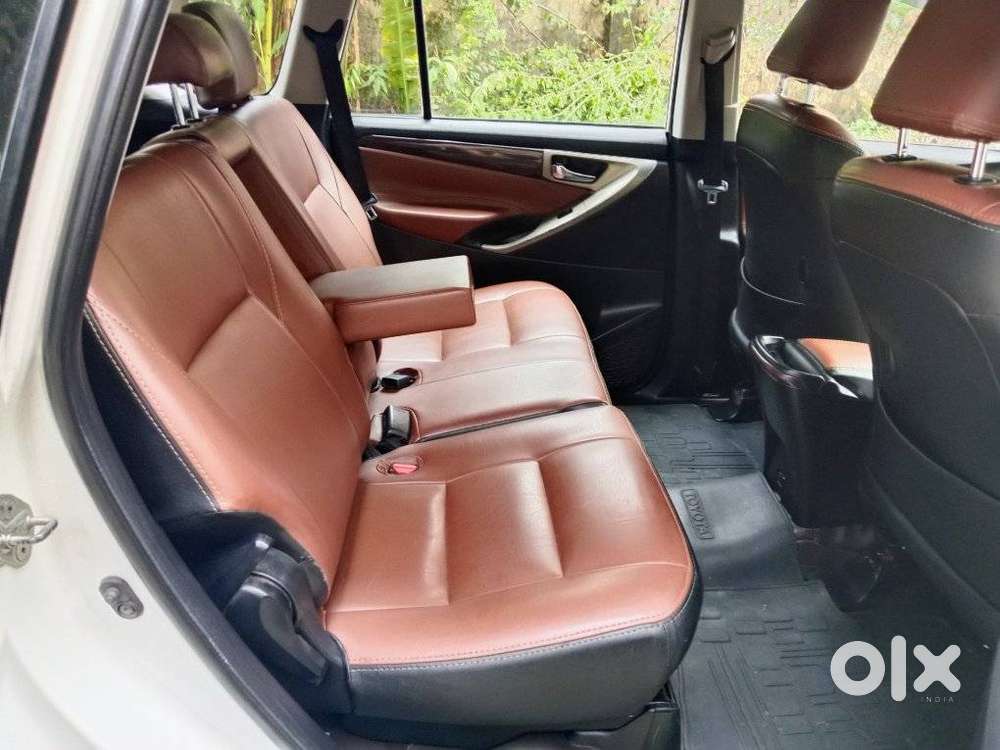Toyota Innova Crysta 2.4 G Mt 8s, 2019, Diesel
