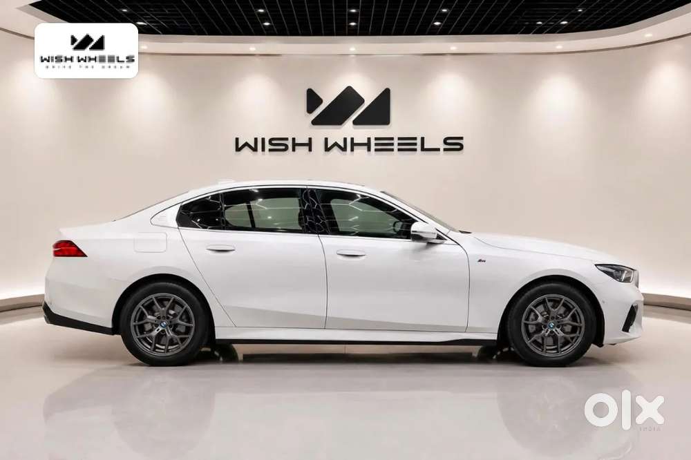 Bmw 5 Series, 2025, Petrol