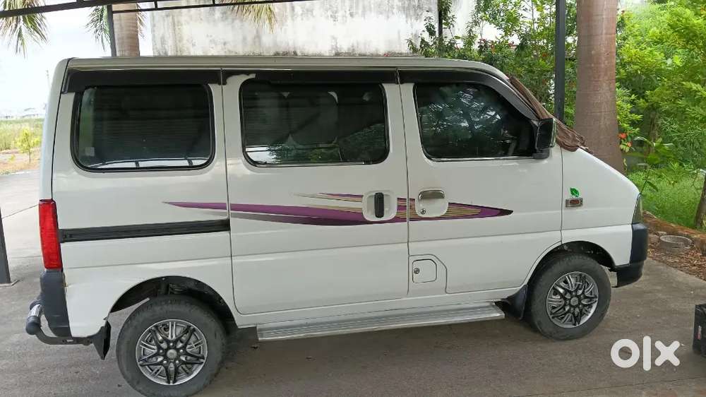 2nd Owner Maruti Eeco 5 Str Ac Cng 2014
