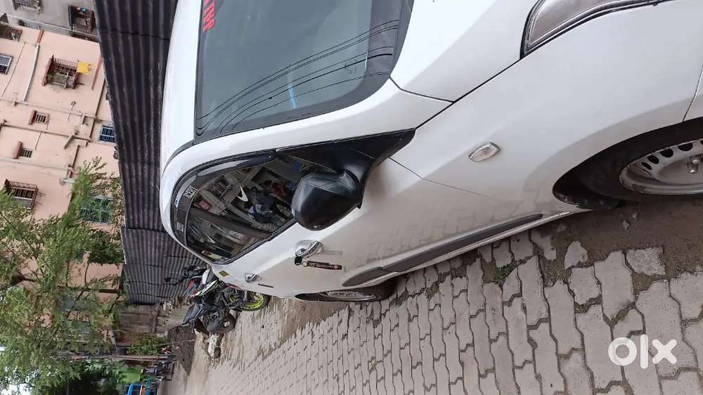 Sell Hundai X Cent T +