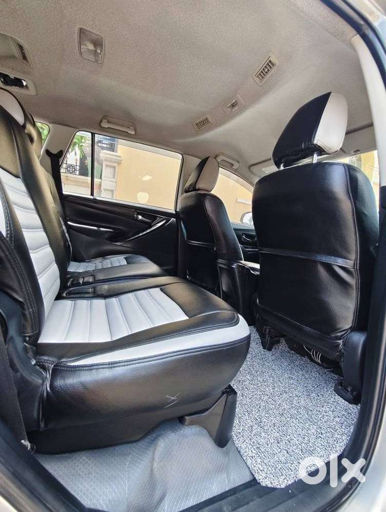 Toyota Innova Crysta 2.4 G Plus Mt, 2017, Diesel