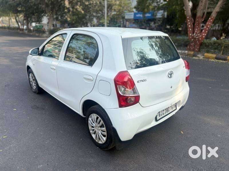 Toyota Etios Liva 2014-2016 G, 2015, Petrol
