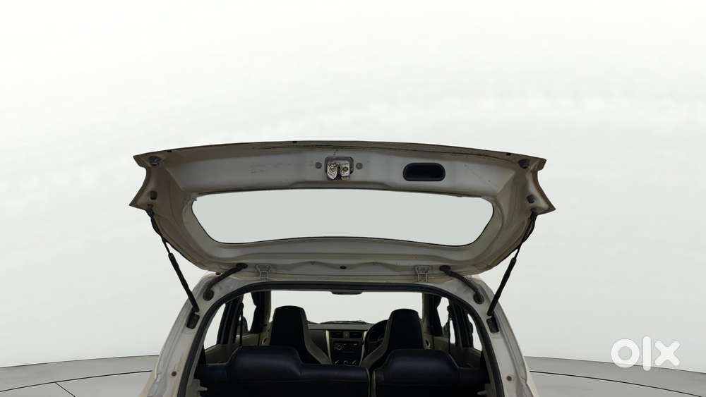 Maruti Suzuki Celerio 2014-2017 1.0 Vxi (o) Amt, 2017, Petrol