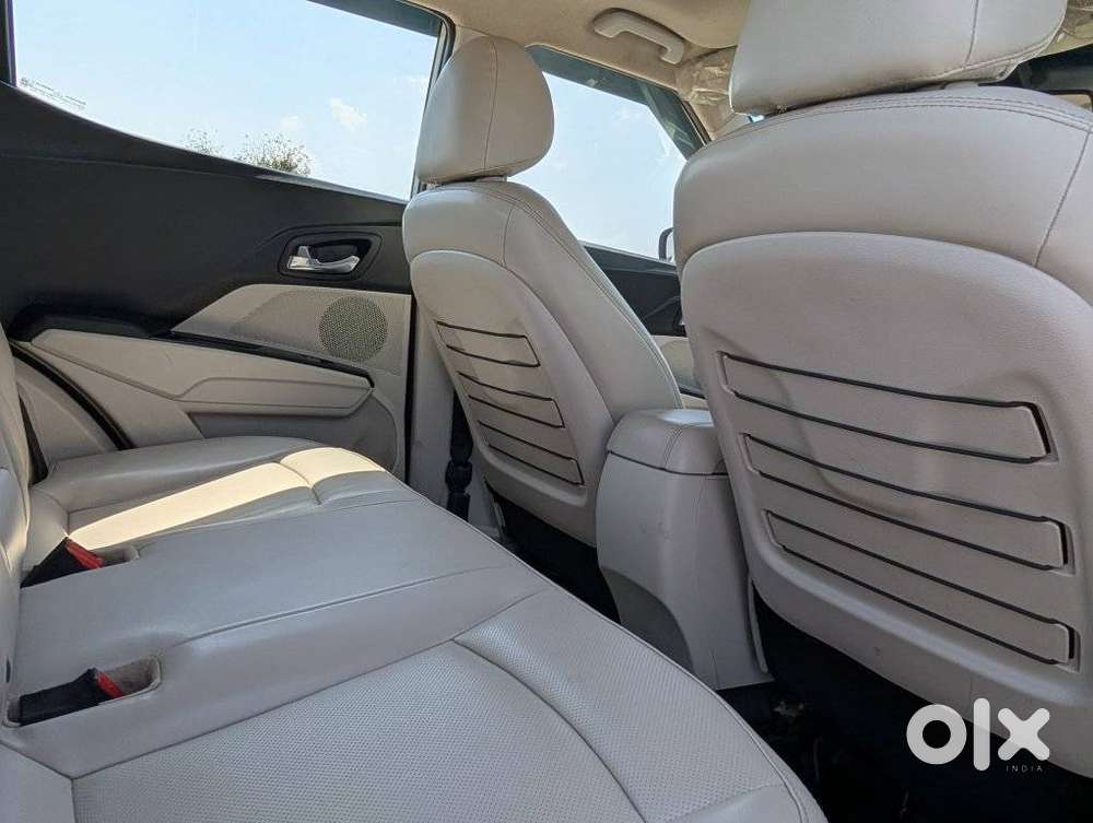 Mahindra Xuv300 W8 Option Diesel, 2022, Diesel