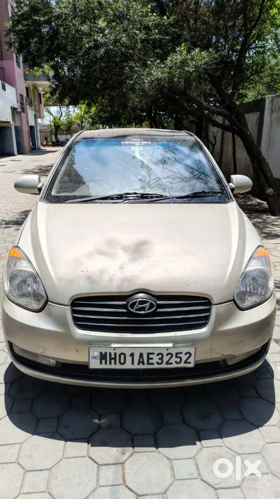 Hyundai Verna 2010 Petrol 80000 Km Driven