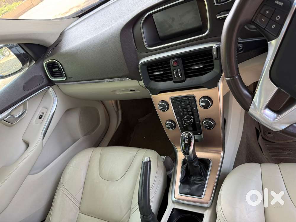 Volvo V40 Cross Country D3, 2013, Diesel