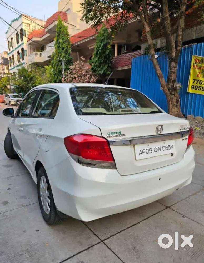 Honda Amaze 2013 Petrol 86000 Km Driven