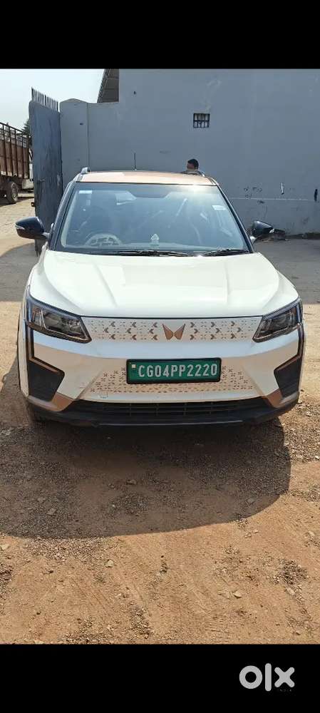 Mahindra Xuv400 Ev 2023 Year Model