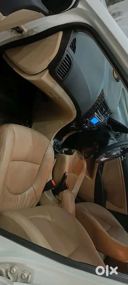 Hyundai Verna 2012 Diesel 74000 Km Driven