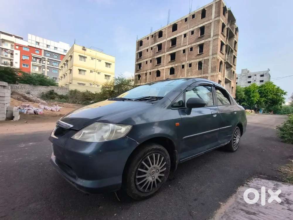 Honda City 2004 Petrol Manual Well Maintained Car For Urgent Sale