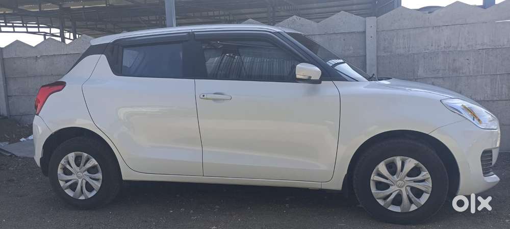 Maruti Suzuki Swift Amt Vxi, 2020, Petrol