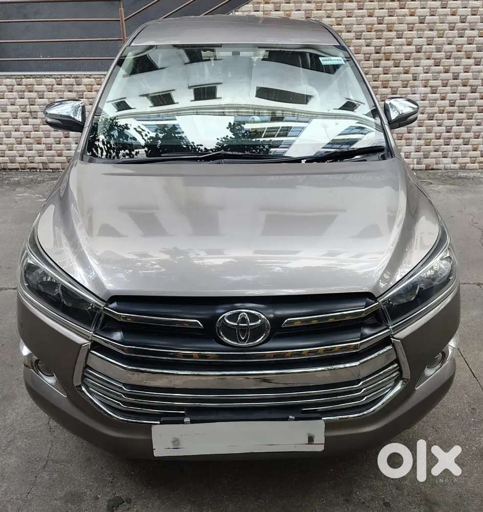 Toyota Innova Crysta 2016 Diesel Automatic 105000 Km Driven