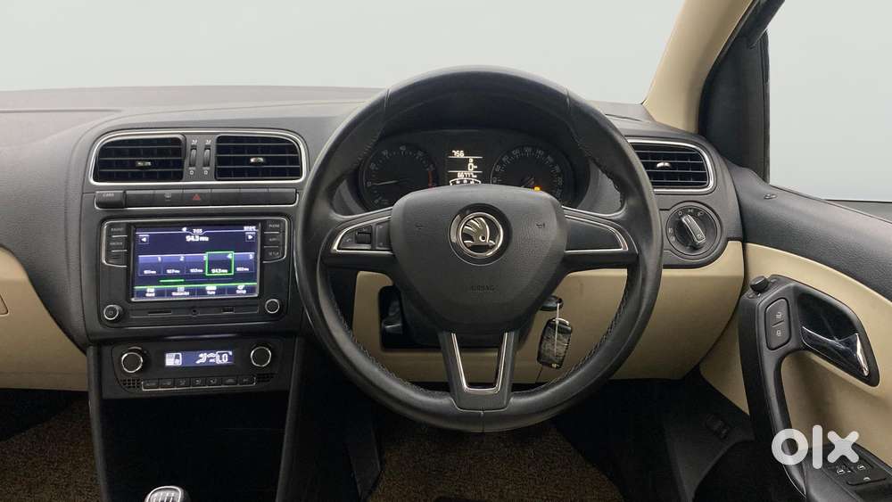 Skoda Rapid 1.6 Mpi Style, 2018, Petrol
