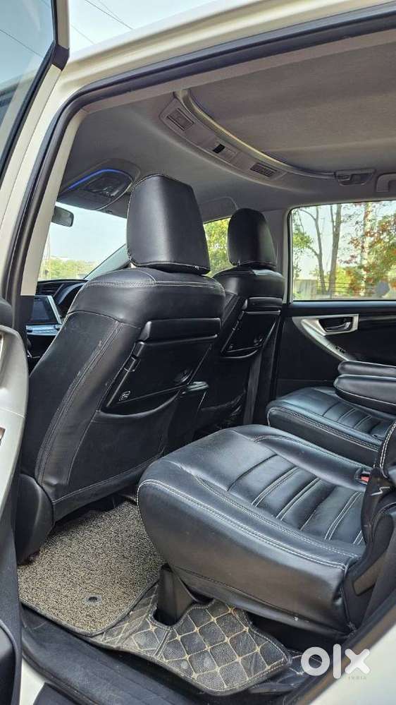 Toyota Innova Crysta 2.4 V, 2017, Diesel